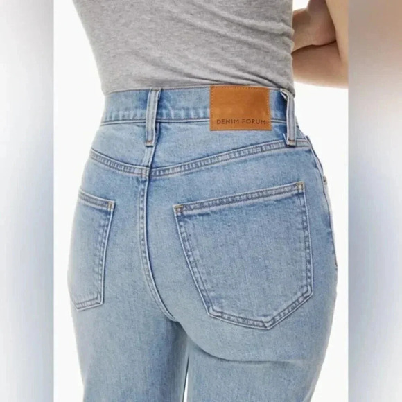 Aritzia Denim Forum The Arlo High Rise Straight Denim Jean Size 26, 28L - Picture 3 of 10
